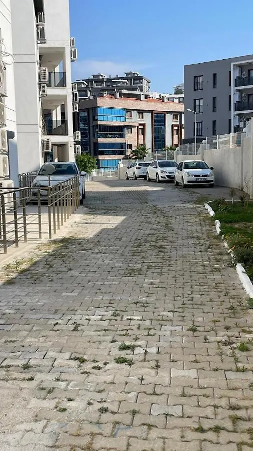 Queenada Rezidance A19 Kusadası 0*,